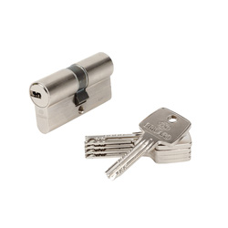 Cylindre double laiton nickelé Astral Bricard 30 x 30mm - 37046 - de Toolstation