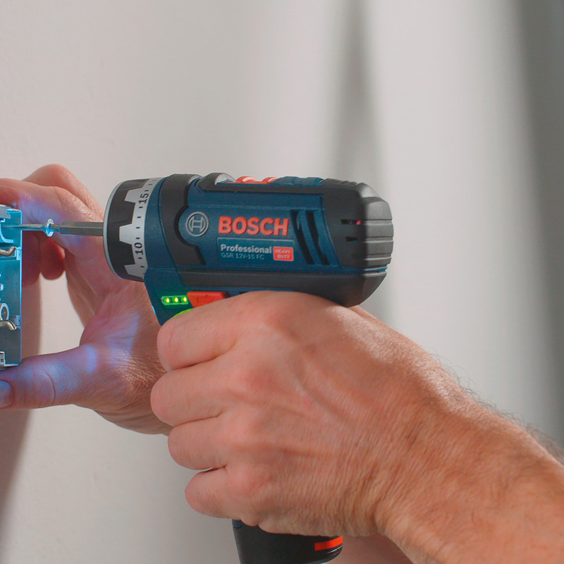 Perceuse visseuse sans fil Bosch 12V 2x2,0Ah Li-ion EXT, Économisez 10%  sur tous les outils électriques Bosch & Makita